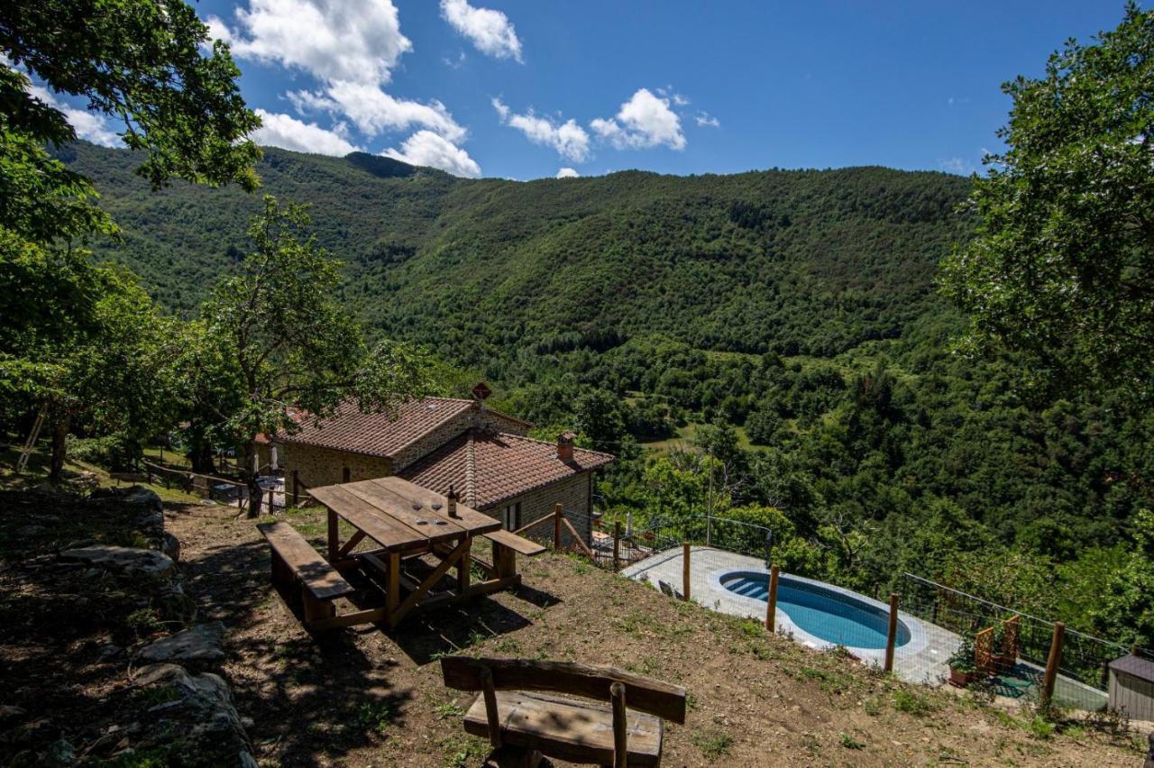 Appartement Antichi Sentieri à Serravalle  Extérieur photo