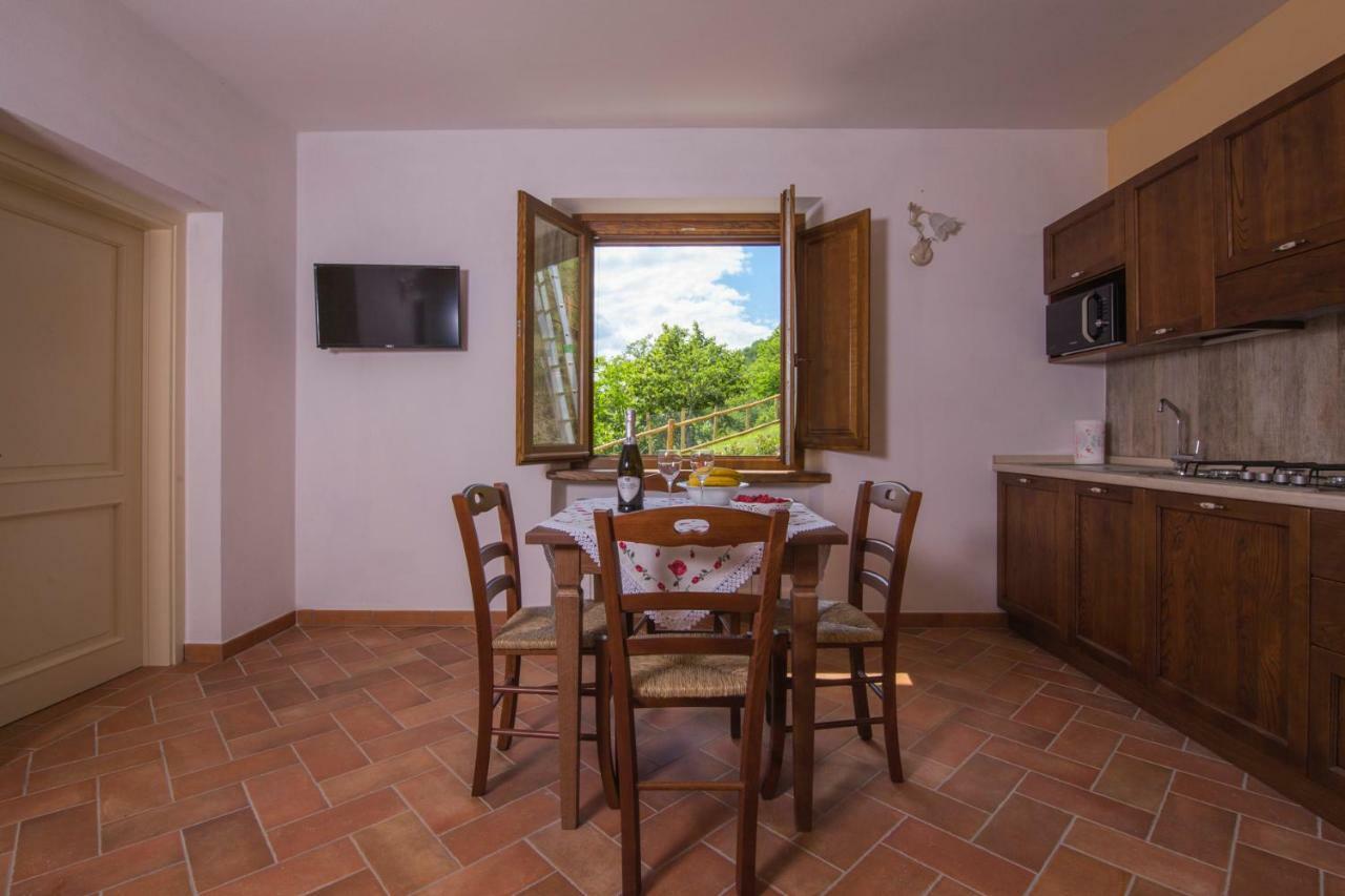 Appartement Antichi Sentieri à Serravalle  Extérieur photo