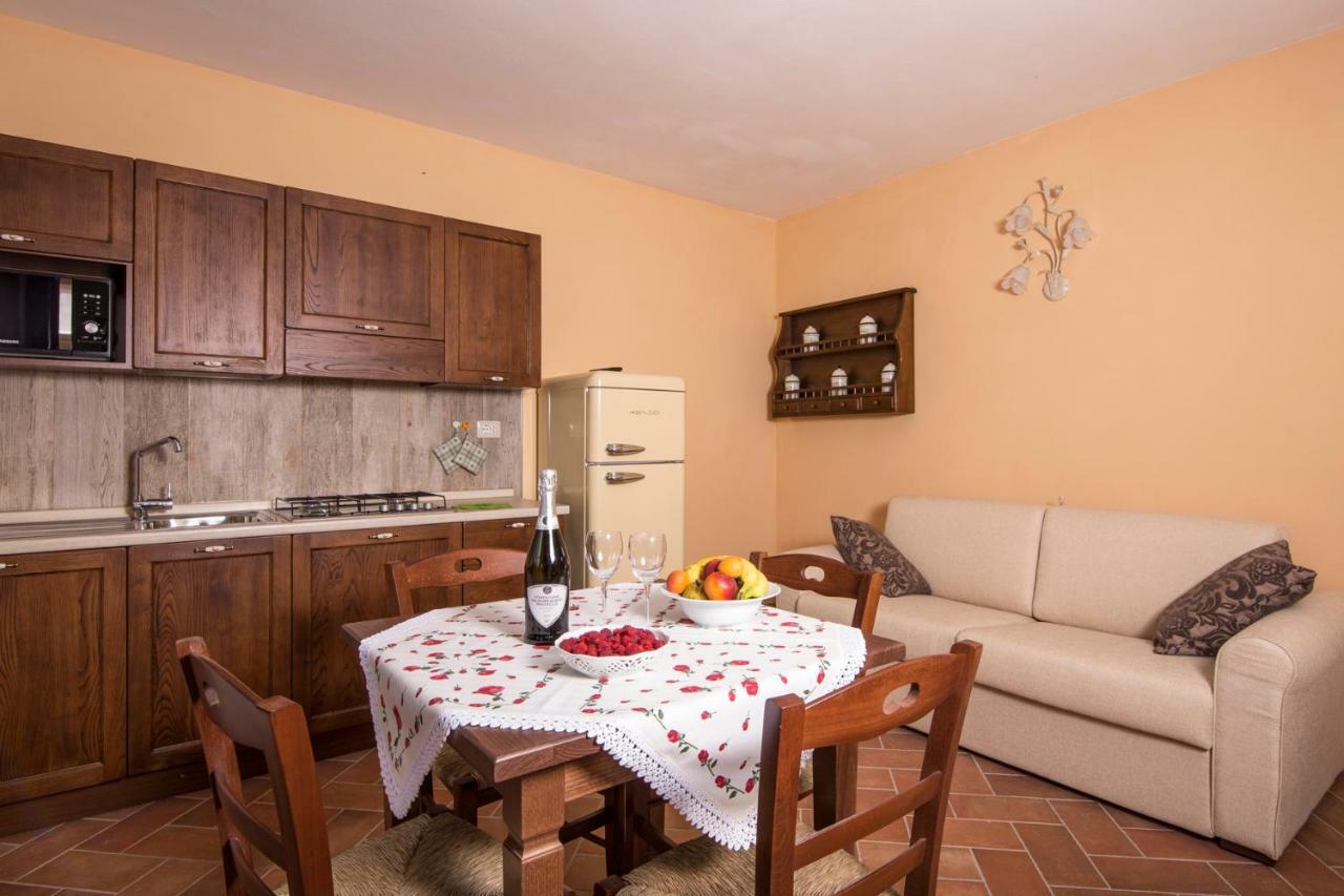 Appartement Antichi Sentieri à Serravalle  Extérieur photo