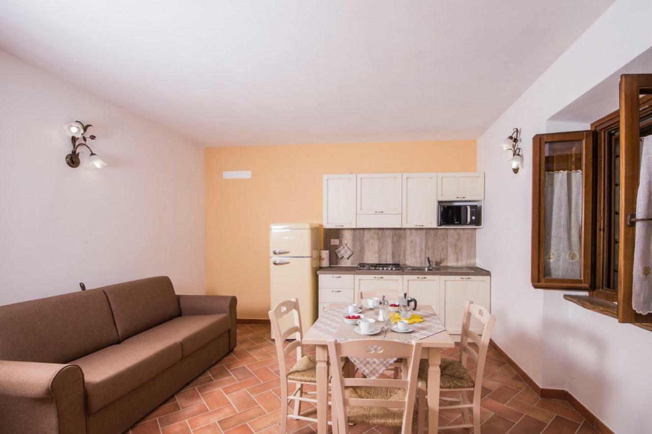 Appartement Antichi Sentieri à Serravalle  Extérieur photo